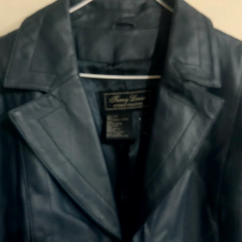 Green 100% 3 Button Leather Jacket - image 3